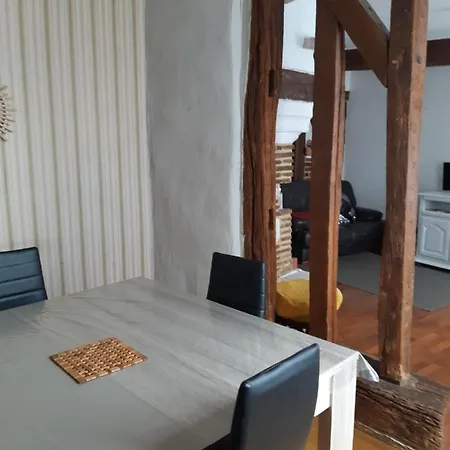 Homestay Maison Partagee *